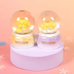 Naoomi snöglob