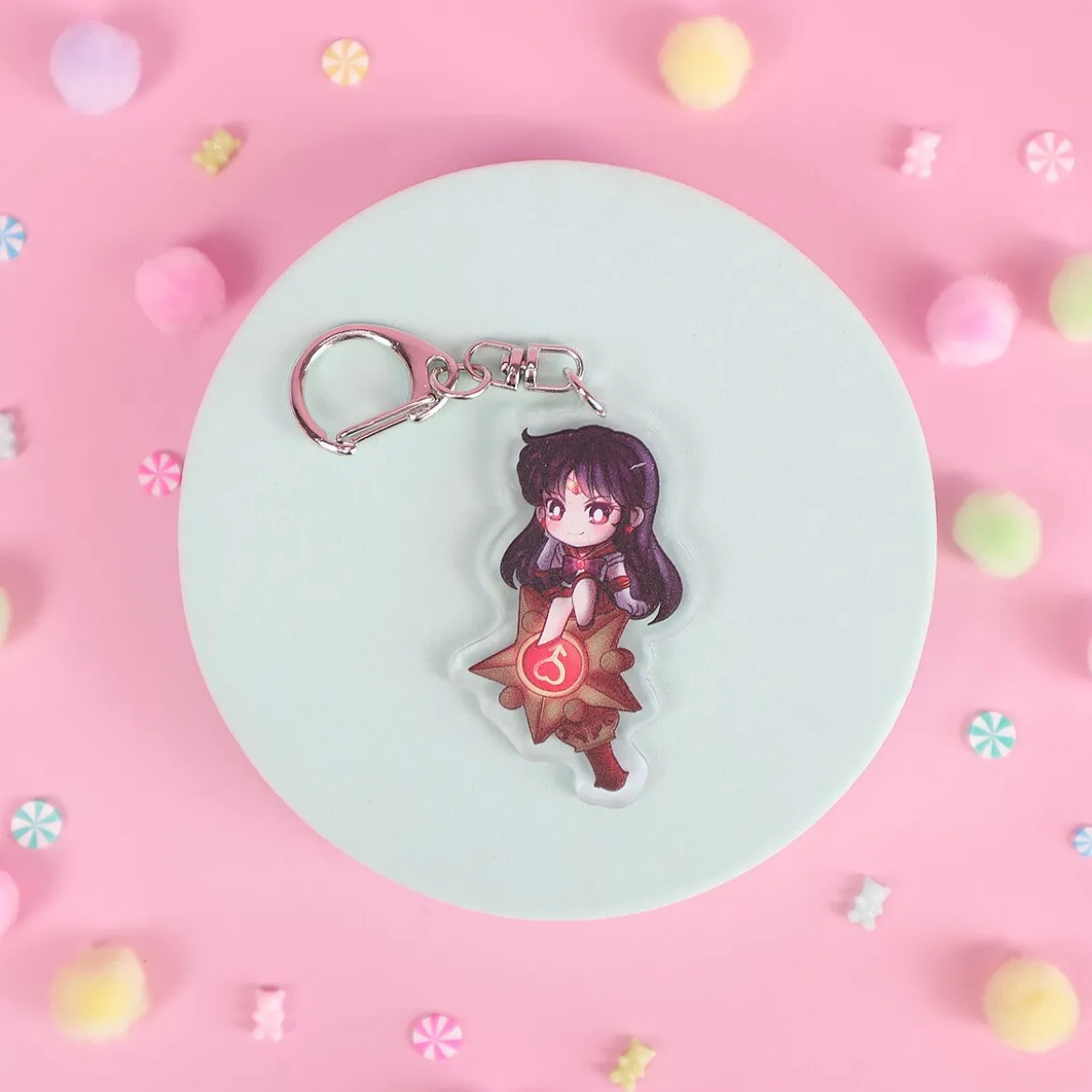 Nyckelring - Sailor Mars på förvandlingsstav