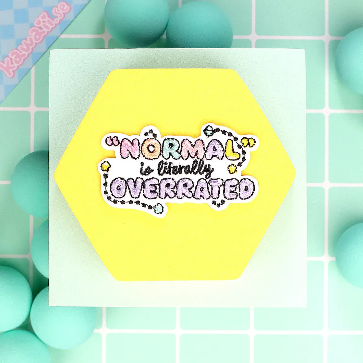 Tygmärke - Normal is literally overrated