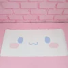 Vitt skrivbordsunderlägg - Cinnamoroll face